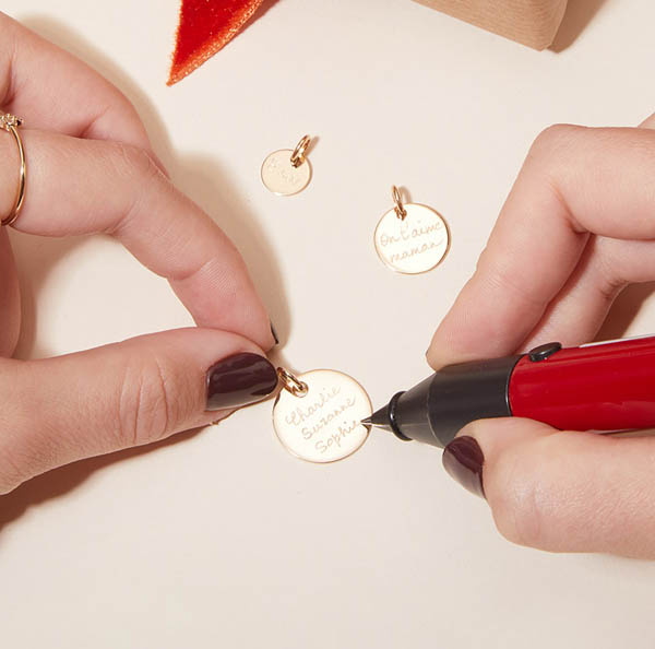 Symbolic engravings on jewellery: How to choose the perfect meaning?
