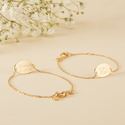 Personalisiertes Armkettchen mit Illustration zur Taufe oder Kommunion vergoldet merci maman