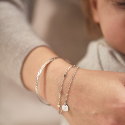 Personalisiertes doppeltes Armkettchen