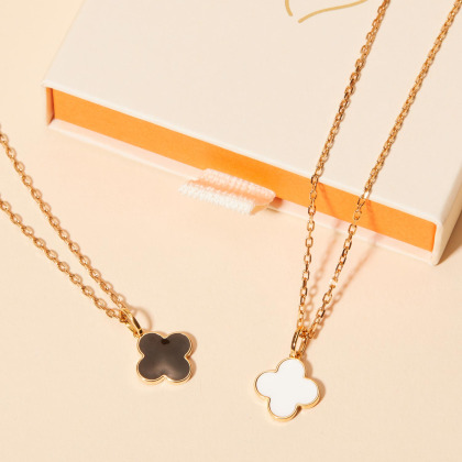 Collier Personnalisé Croix Romane en Émail plaqué or merci maman