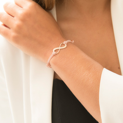 Personalisiertes Armband mit Unendlichkeitssymbol vergoldet merci maman