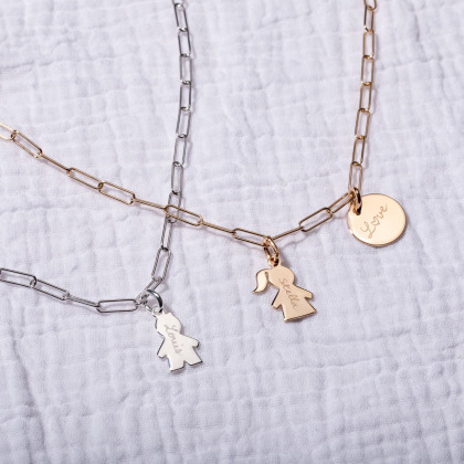 Collier Chaîne Fine Love Links Famille personnalisé plaqué or argent merci maman