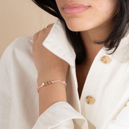 Personalisiertes Würfel Armband vergoldet merci maman