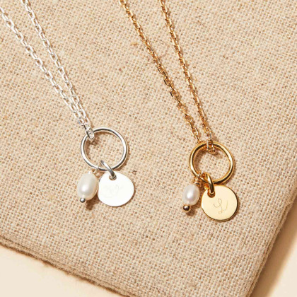 Collana personalizzata con Anello Eternità e perla placcato in oro merci maman