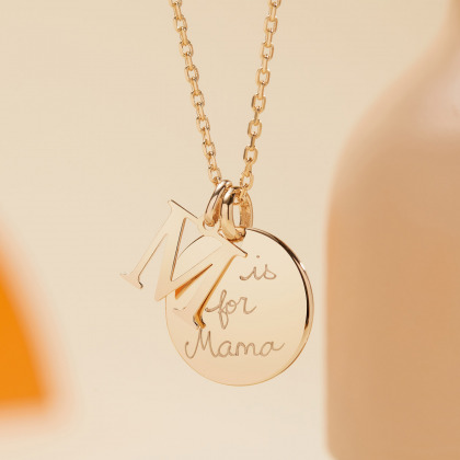Le Collier Alphabet personnalisé plaqué or merci maman