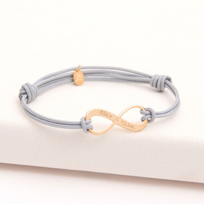 Personalisiertes Armband mit Unendlichkeitssymbol