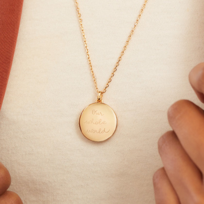 Personalisierte Medaillon Halskette vergoldet merci maman