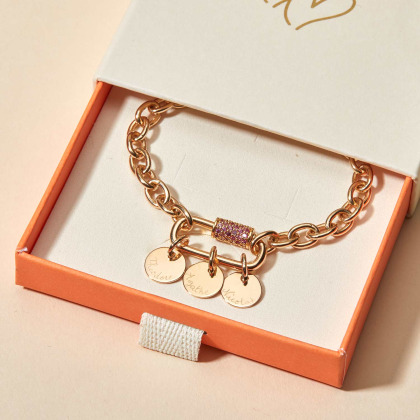 Personalisiertes Pinker Kristall Lucky Charm Namensarmband vergoldet merci maman