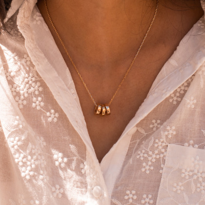 Collier personnalisé Prénom Unity doré merci maman