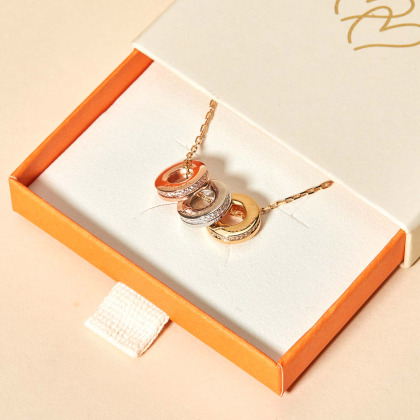 Collier personnalisé Unity Trio plaqué or argent palqué or rose merci maman