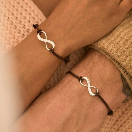 Personalisiertes Armband Duo mit Unendlichkeitszeichen vergoldet merci maman