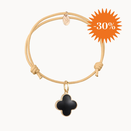 Bracciale personalizzato con croce a trifoglio di smalto placcato in oro merci maman