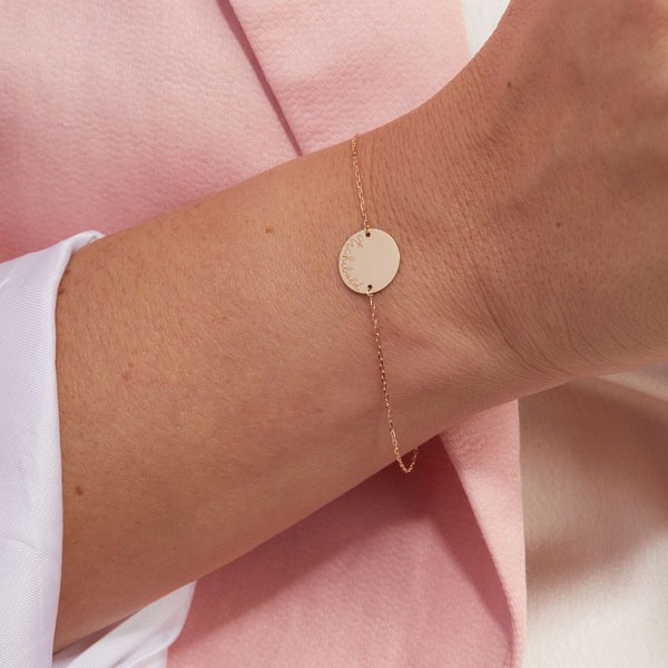 bracciale personalizzato a catena con pastiglia in oro 9 carati